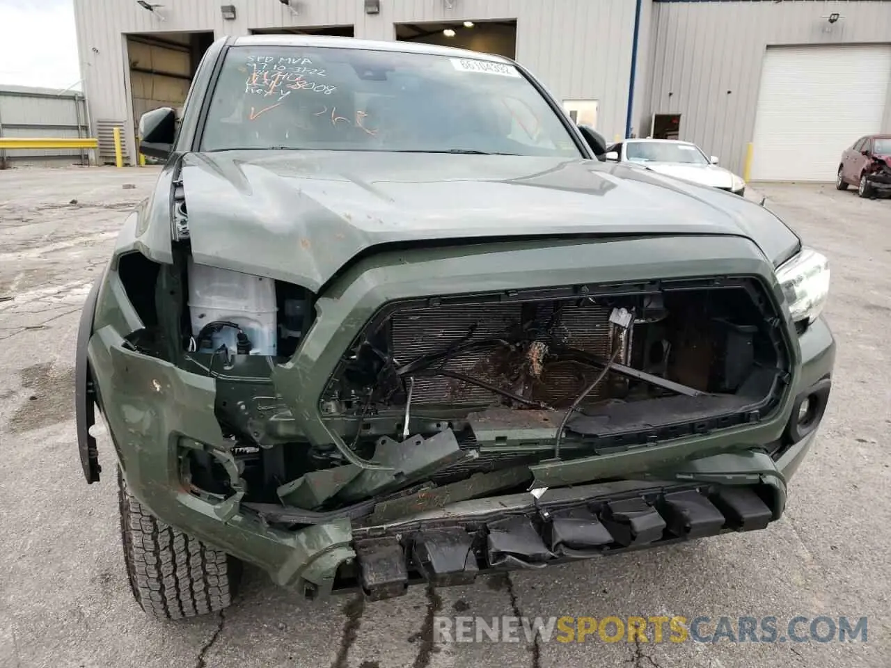 9 Photograph of a damaged car 3TMCZ5AN6NM498008 TOYOTA TACOMA 2022
