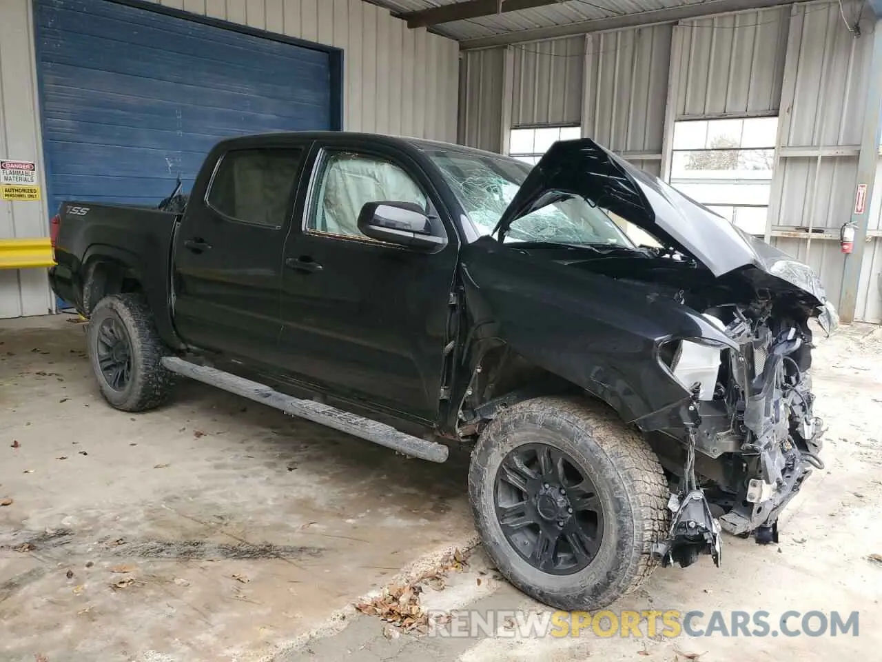 4 Photograph of a damaged car 3TMCZ5AN6NM515065 TOYOTA TACOMA 2022
