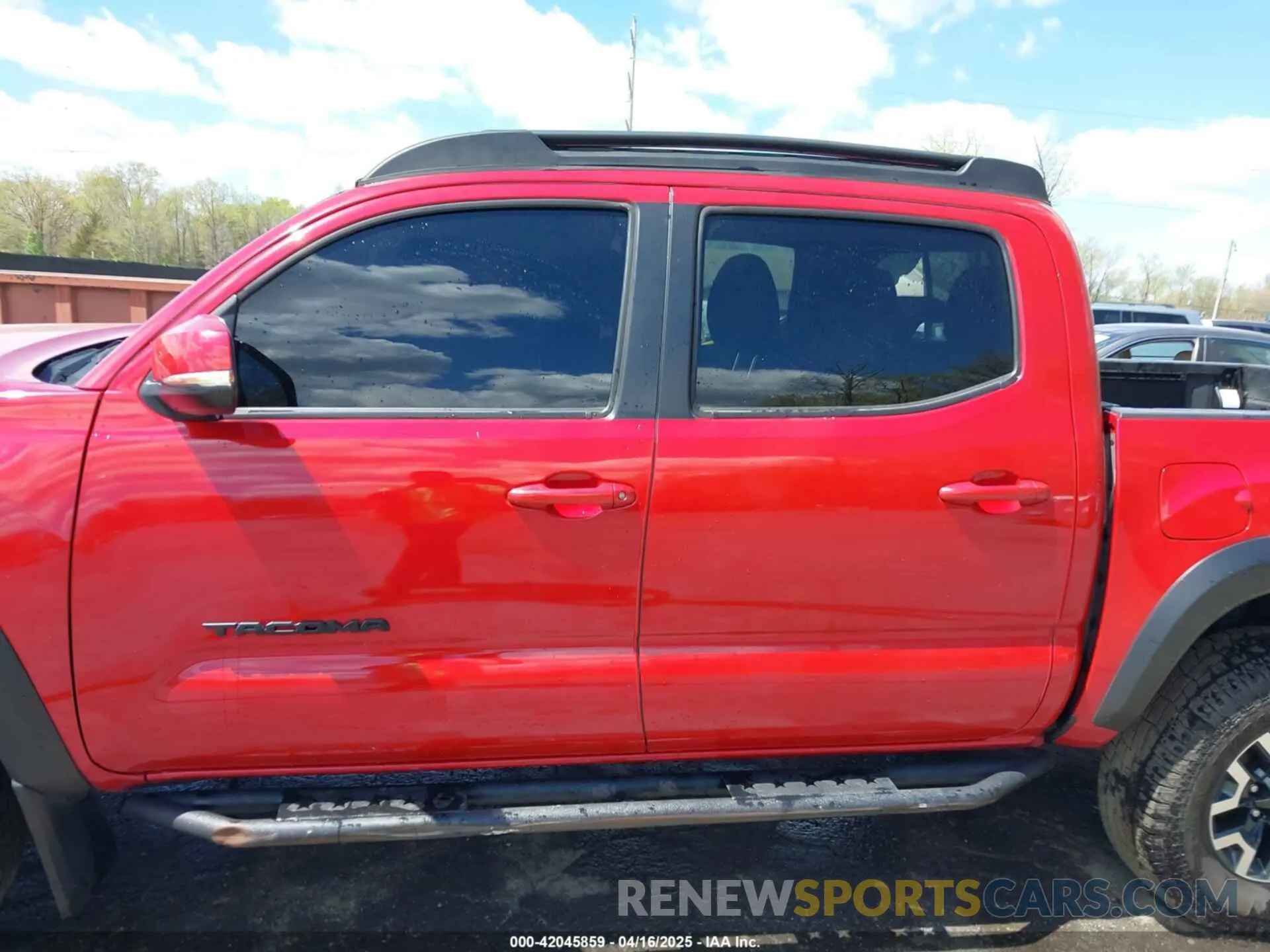 15 Photograph of a damaged car 3TMCZ5AN7NM496414 TOYOTA TACOMA 2022
