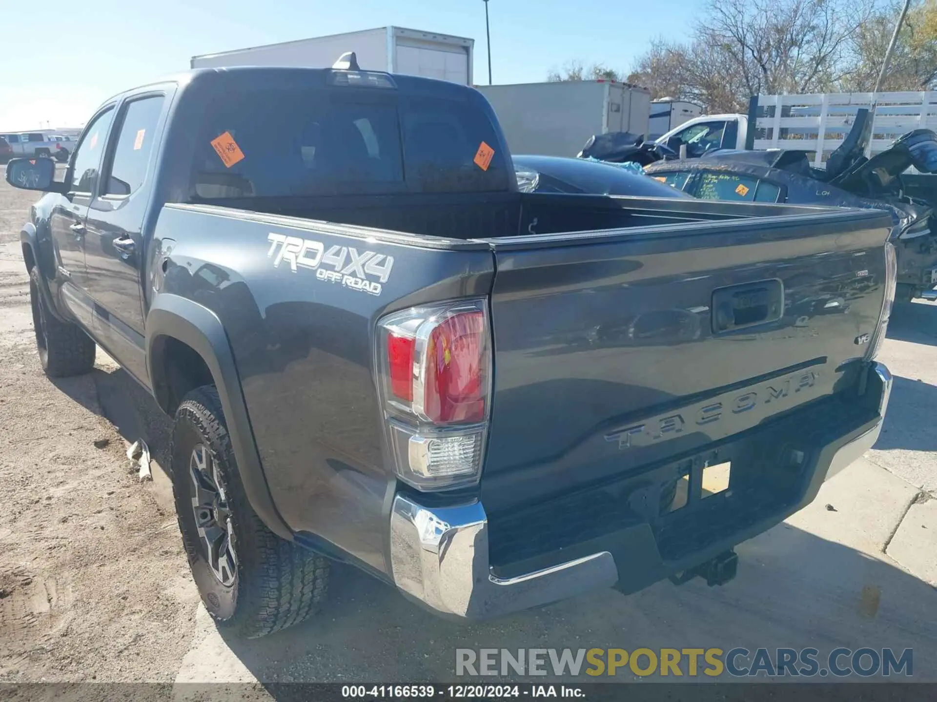 3 Фотография поврежденного автомобиля 3TMCZ5AN7NM499202 TOYOTA TACOMA 2022
