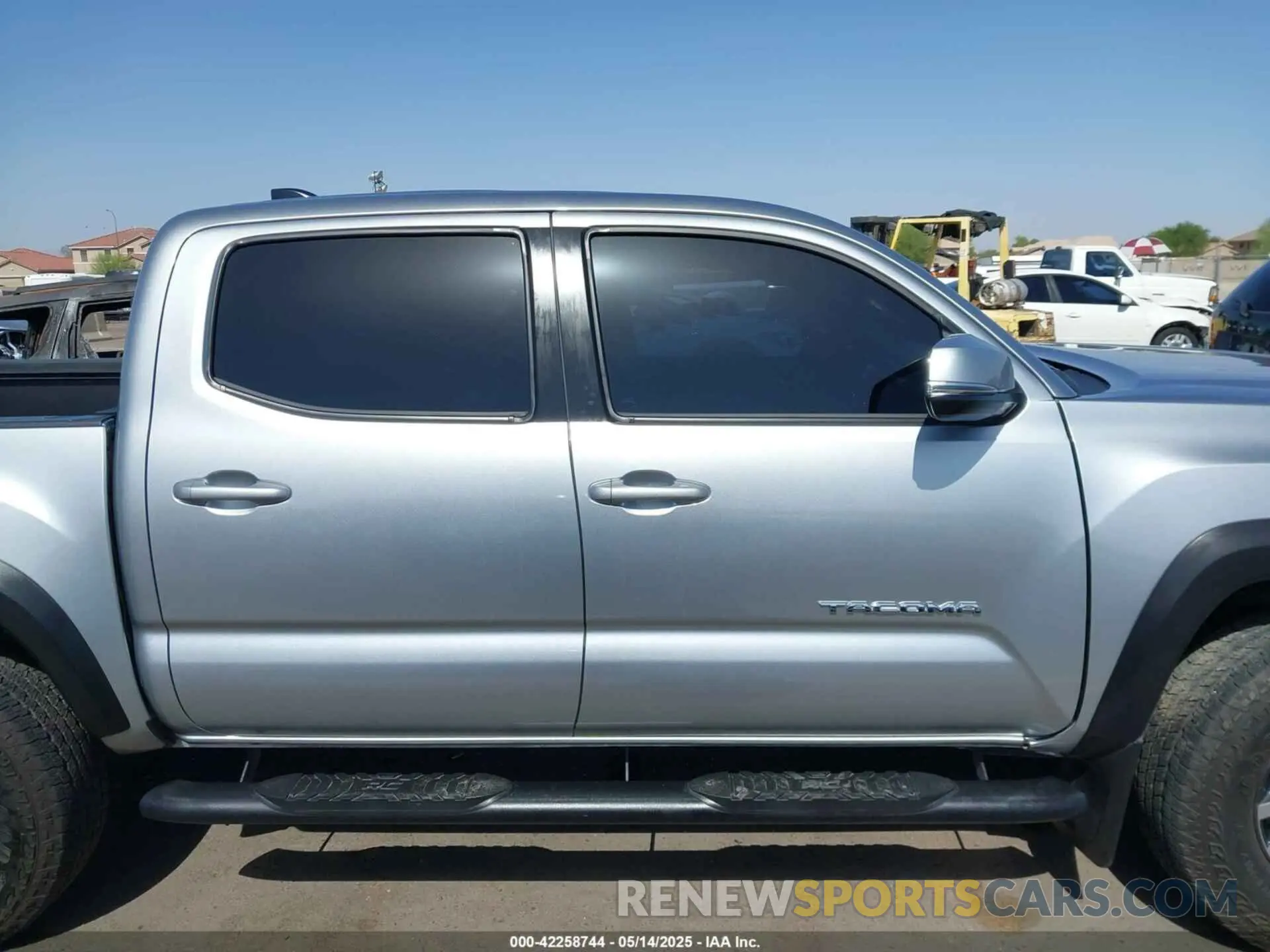 12 Фотография поврежденного автомобиля 3TMCZ5AN7NM515446 TOYOTA TACOMA 2022