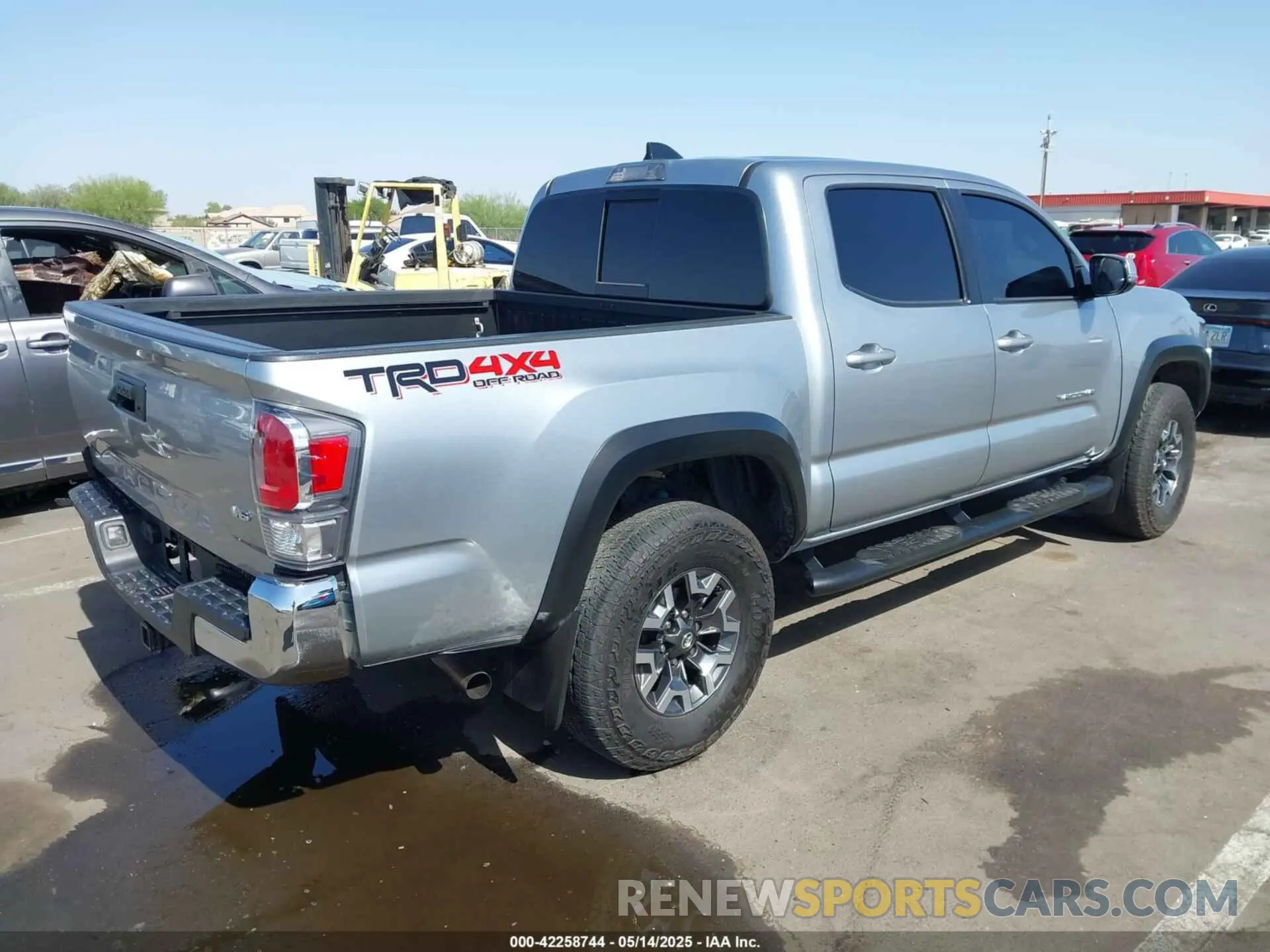 4 Фотография поврежденного автомобиля 3TMCZ5AN7NM515446 TOYOTA TACOMA 2022