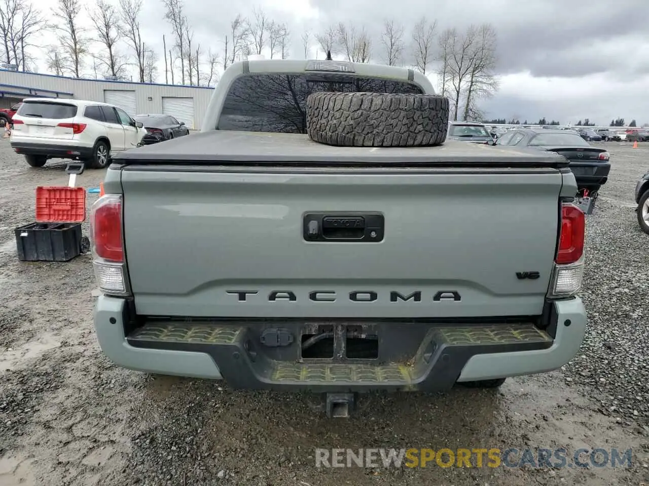 6 Photograph of a damaged car 3TMCZ5AN8NM488399 TOYOTA TACOMA 2022