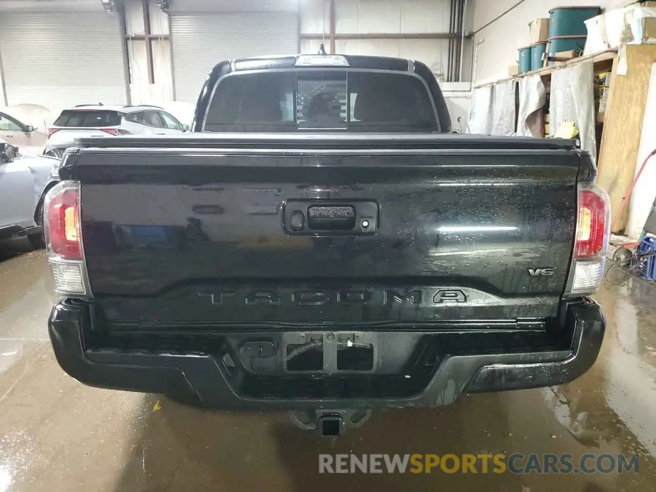 6 Photograph of a damaged car 3TMCZ5AN8NM507615 TOYOTA TACOMA 2022