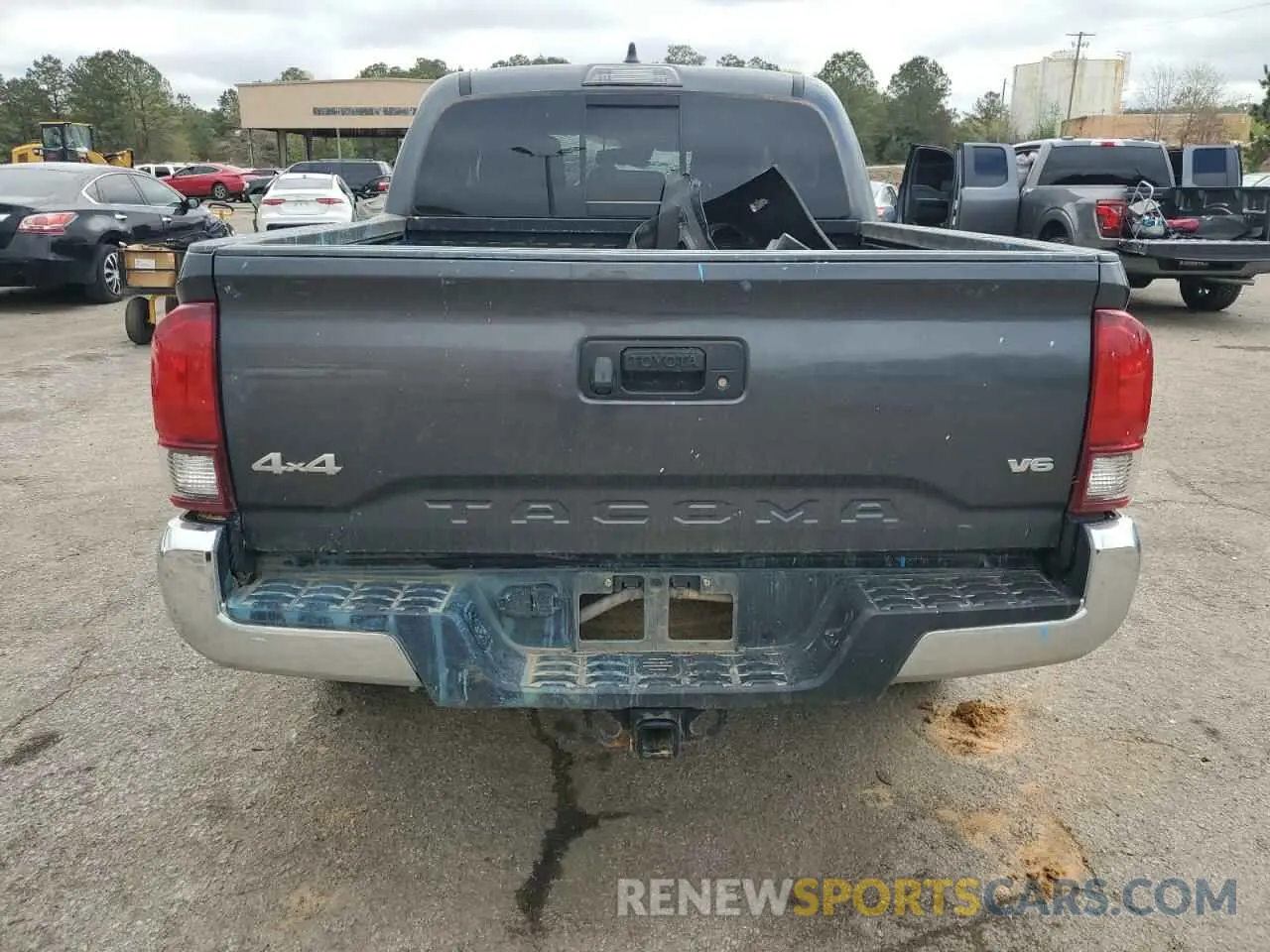 6 Photograph of a damaged car 3TMCZ5AN8NM523751 TOYOTA TACOMA 2022