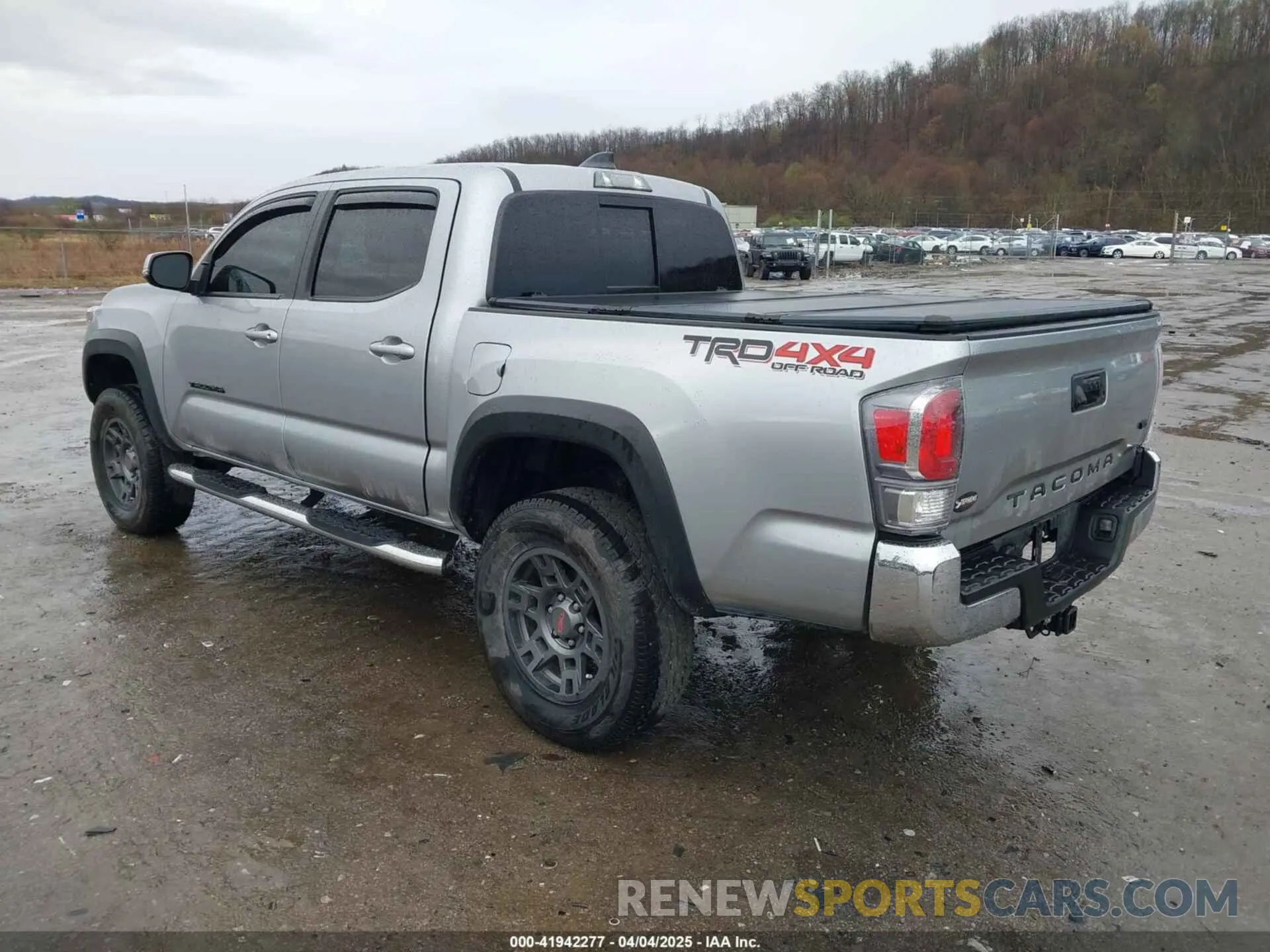 3 Photograph of a damaged car 3TMCZ5ANXNM461785 TOYOTA TACOMA 2022