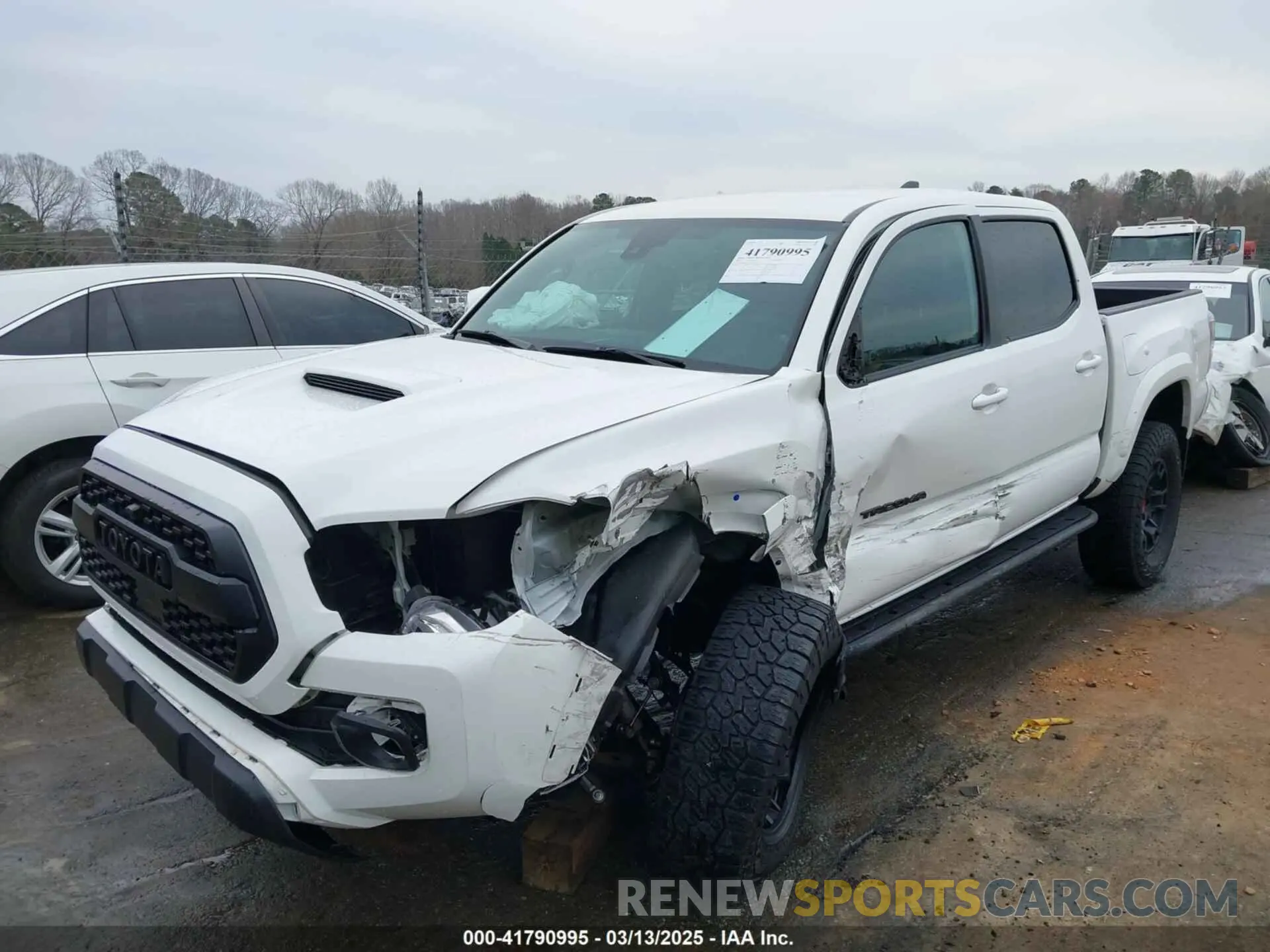 2 Фотография поврежденного автомобиля 3TMCZ5ANXNM467411 TOYOTA TACOMA 2022