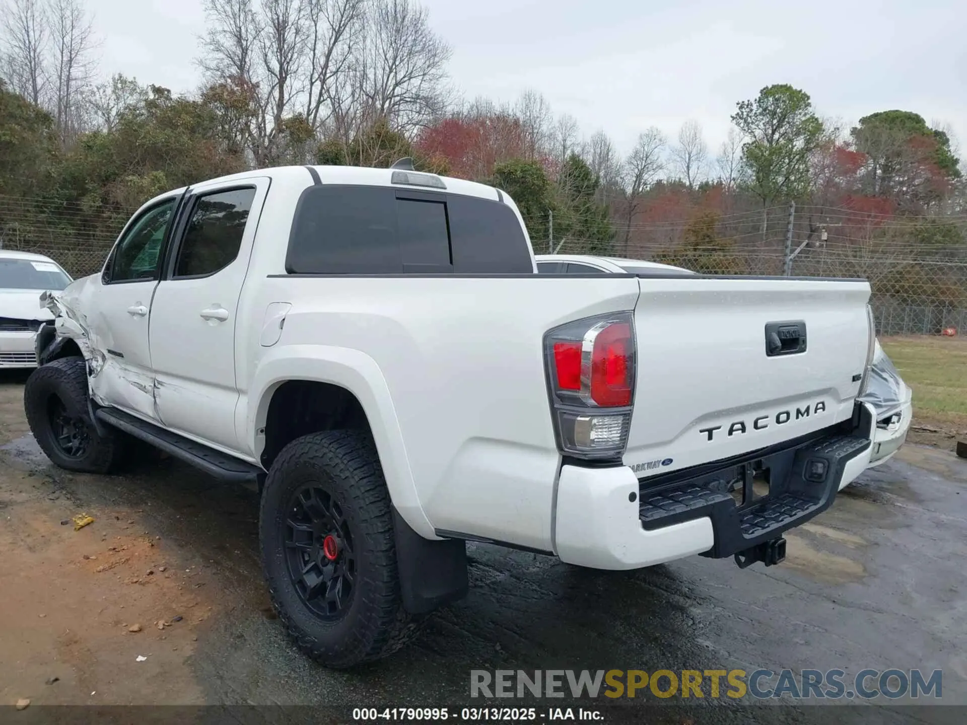 3 Фотография поврежденного автомобиля 3TMCZ5ANXNM467411 TOYOTA TACOMA 2022