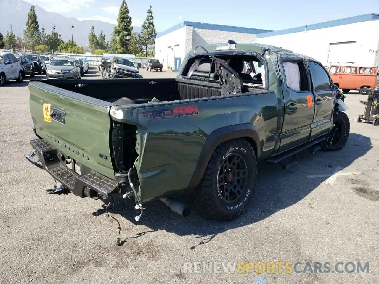4 Photograph of a damaged car 3TMDZ5BN5NM122824 TOYOTA TACOMA 2022
