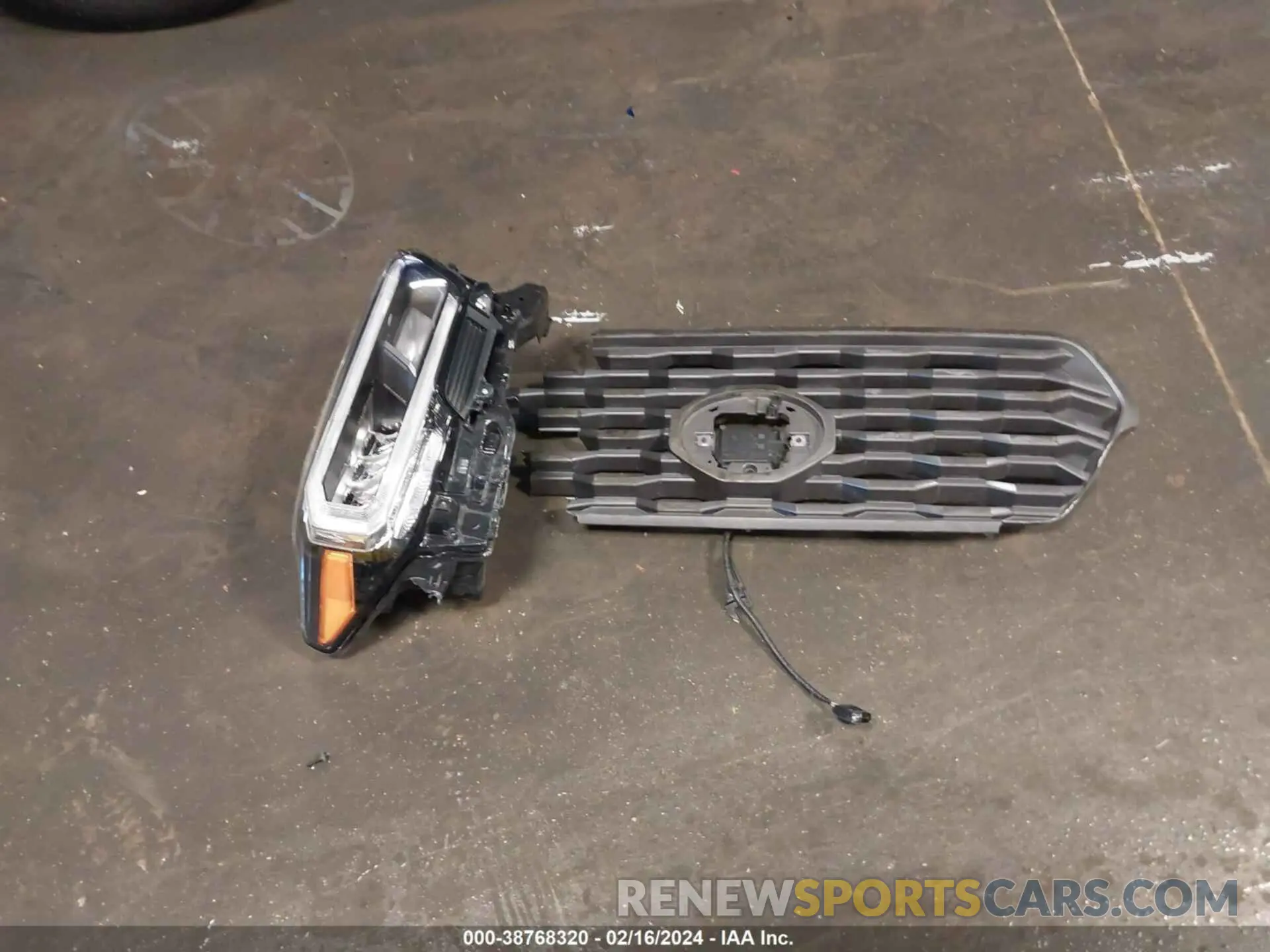 11 Photograph of a damaged car 3TMDZ5BN7NM131637 TOYOTA TACOMA 2022