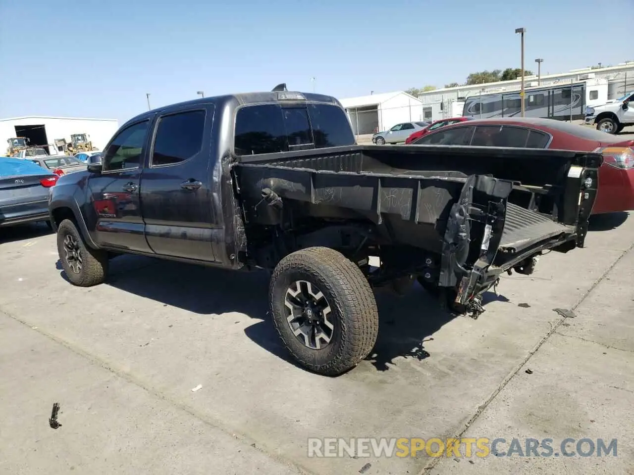2 Photograph of a damaged car 3TMDZ5BN8NM131467 TOYOTA TACOMA 2022