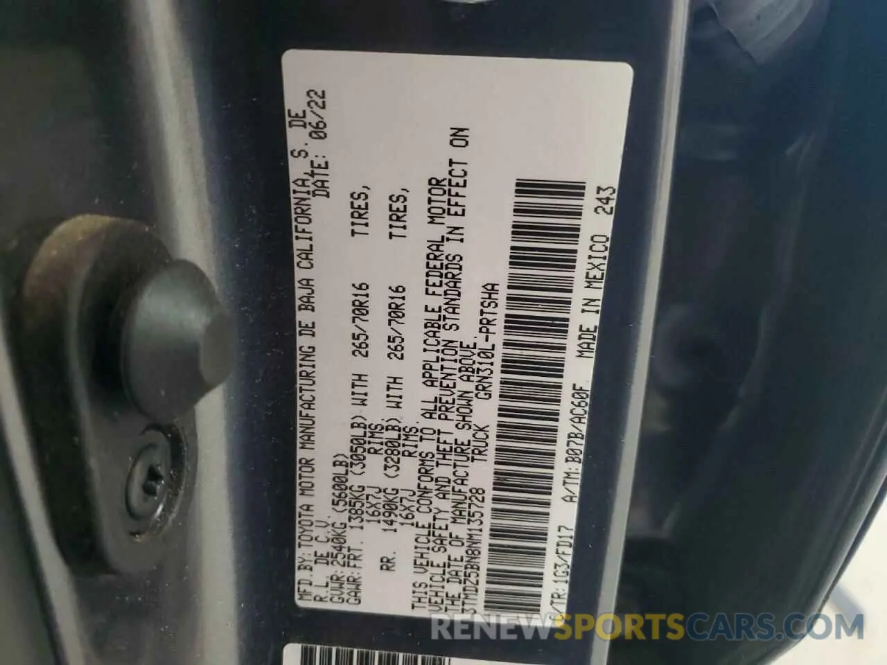 13 Photograph of a damaged car 3TMDZ5BN8NM135728 TOYOTA TACOMA 2022