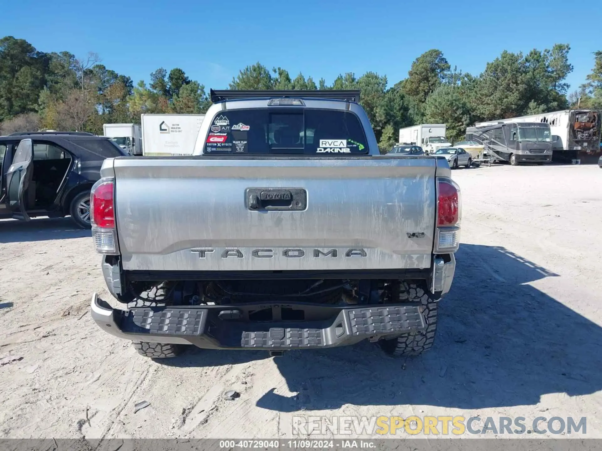16 Photograph of a damaged car 3TMDZ5BN9NM140288 TOYOTA TACOMA 2022