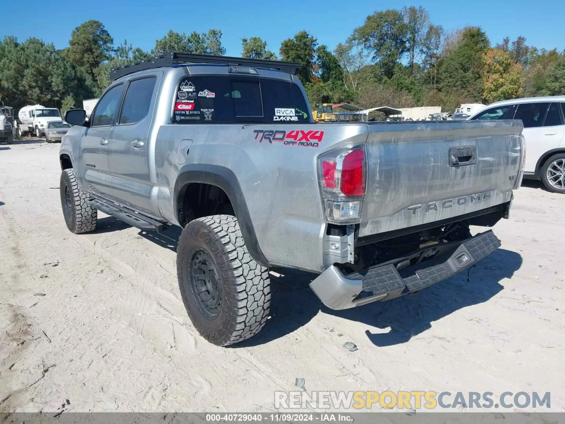 3 Photograph of a damaged car 3TMDZ5BN9NM140288 TOYOTA TACOMA 2022