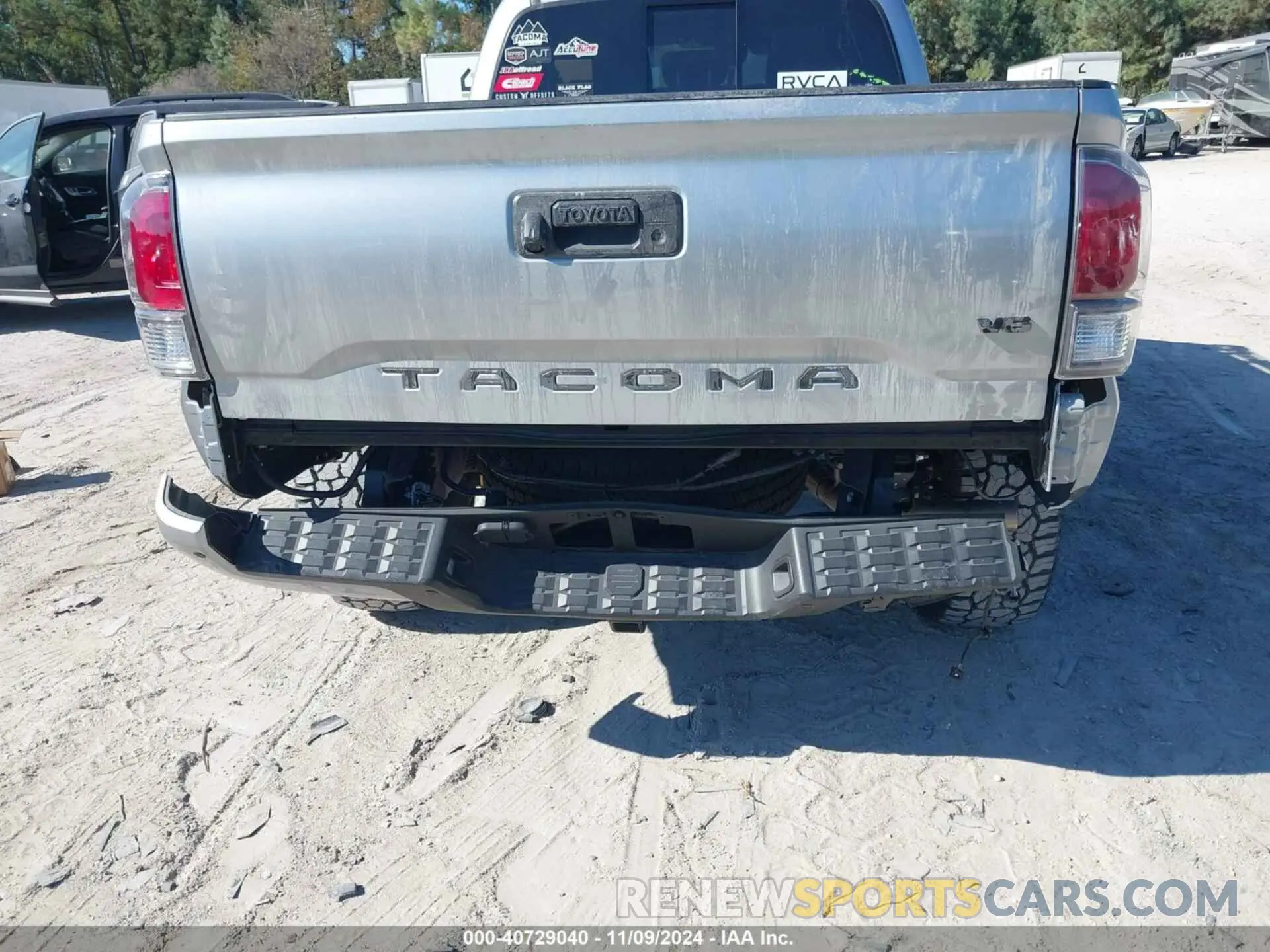 6 Photograph of a damaged car 3TMDZ5BN9NM140288 TOYOTA TACOMA 2022