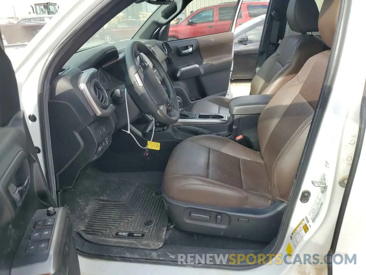 7 Photograph of a damaged car 3TMGZ5AN3NM480132 TOYOTA TACOMA 2022