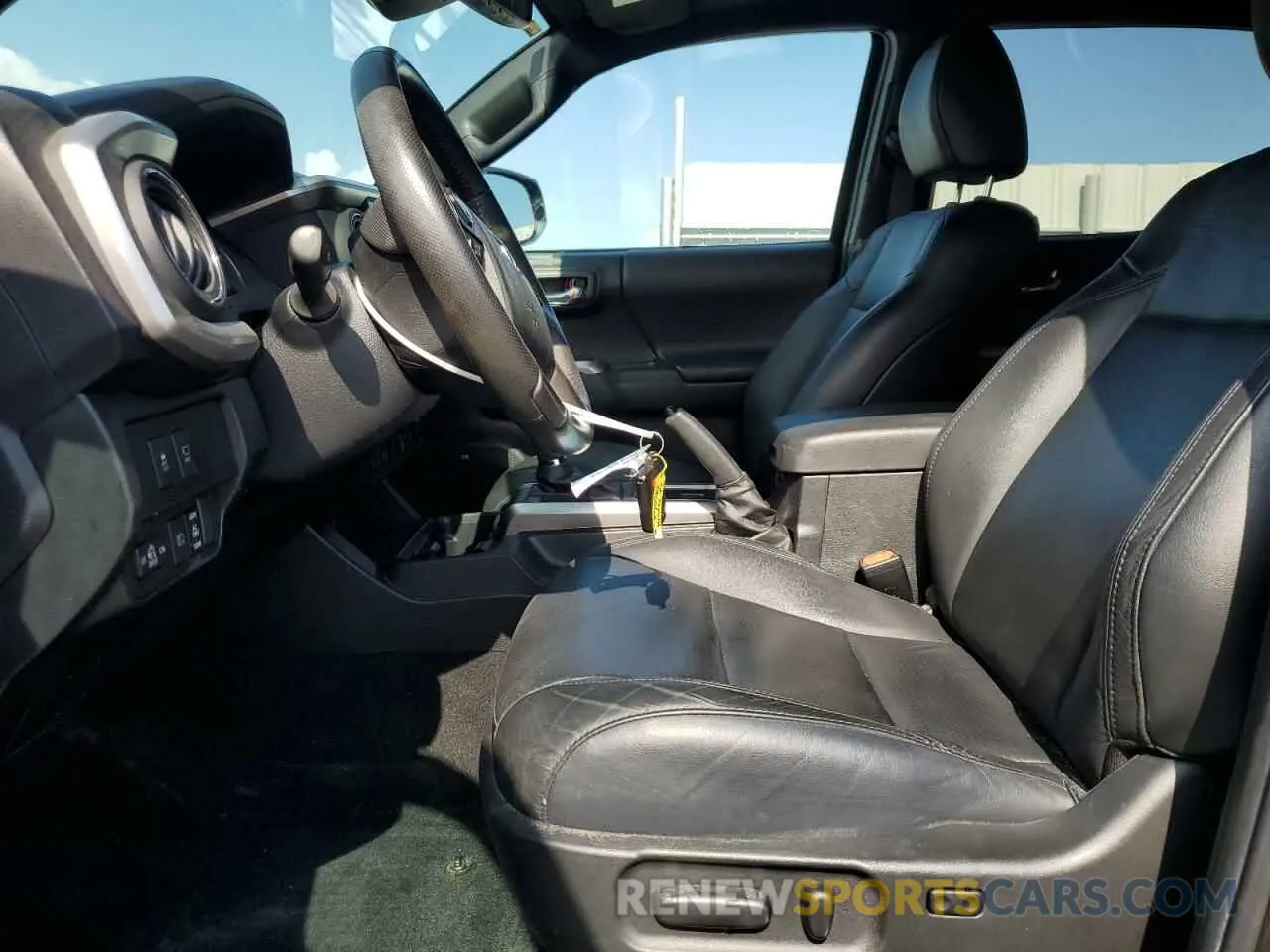 7 Photograph of a damaged car 3TMGZ5AN8NM506451 TOYOTA TACOMA 2022