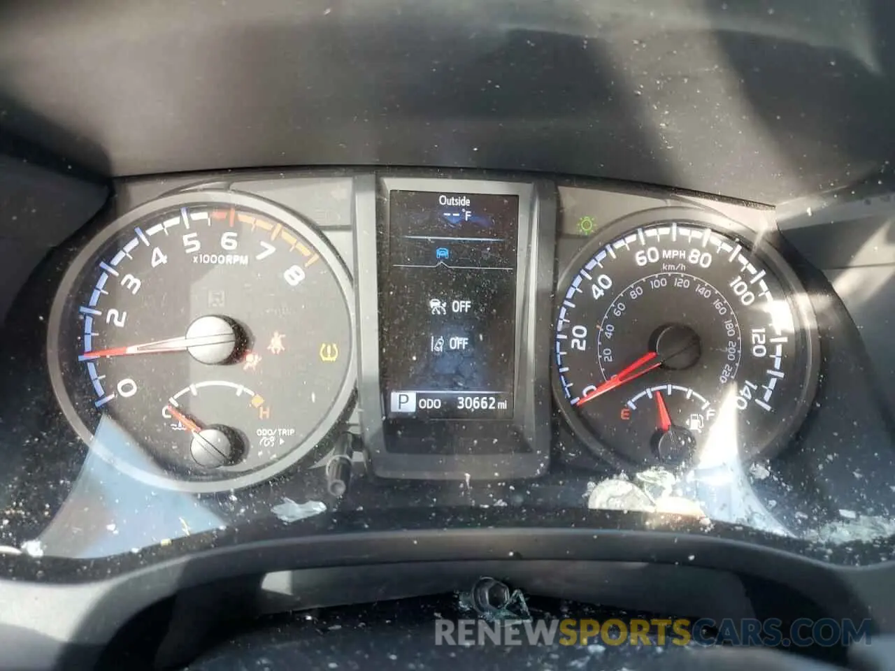 9 Photograph of a damaged car 3TYAX5GN1NT038697 TOYOTA TACOMA 2022