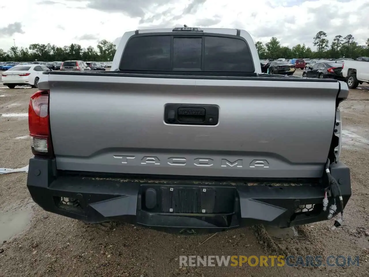 6 Photograph of a damaged car 3TYAX5GN2NT036327 TOYOTA TACOMA 2022