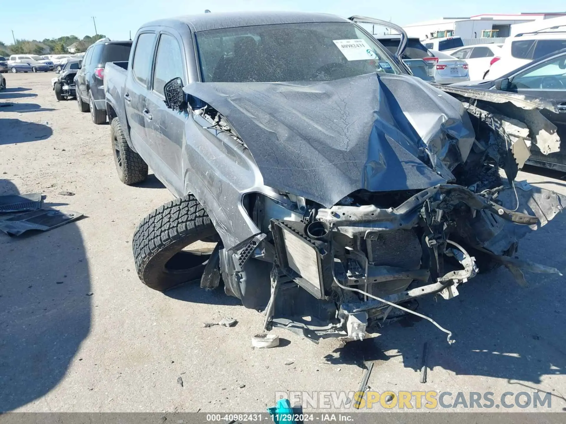 1 Фотография поврежденного автомобиля 3TYAX5GN3NT036515 TOYOTA TACOMA 2022