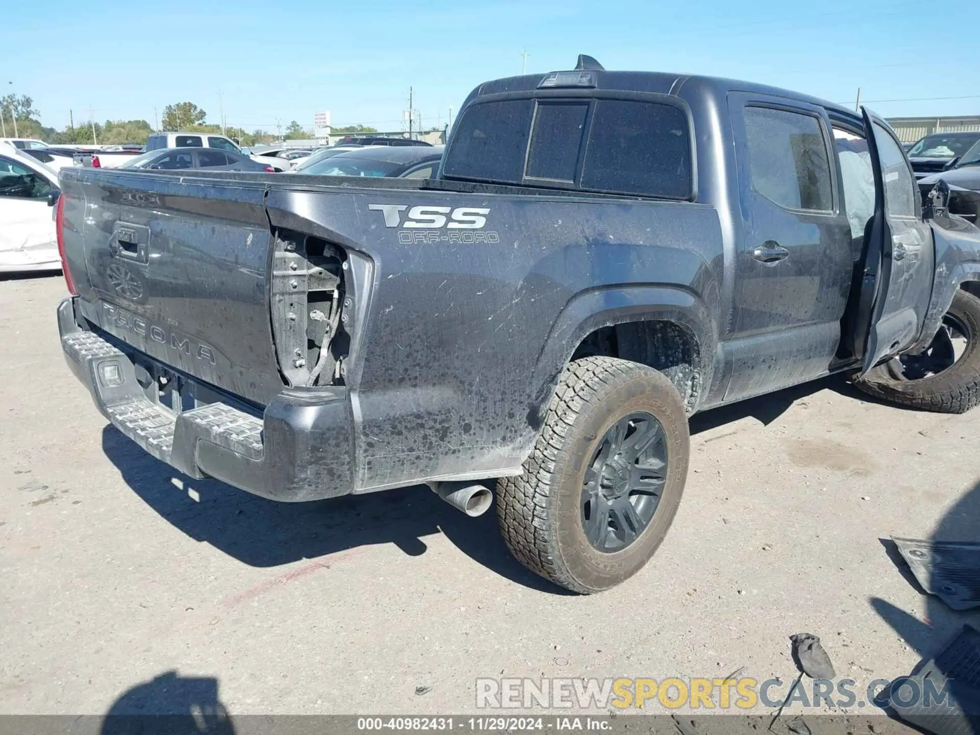 4 Фотография поврежденного автомобиля 3TYAX5GN3NT036515 TOYOTA TACOMA 2022