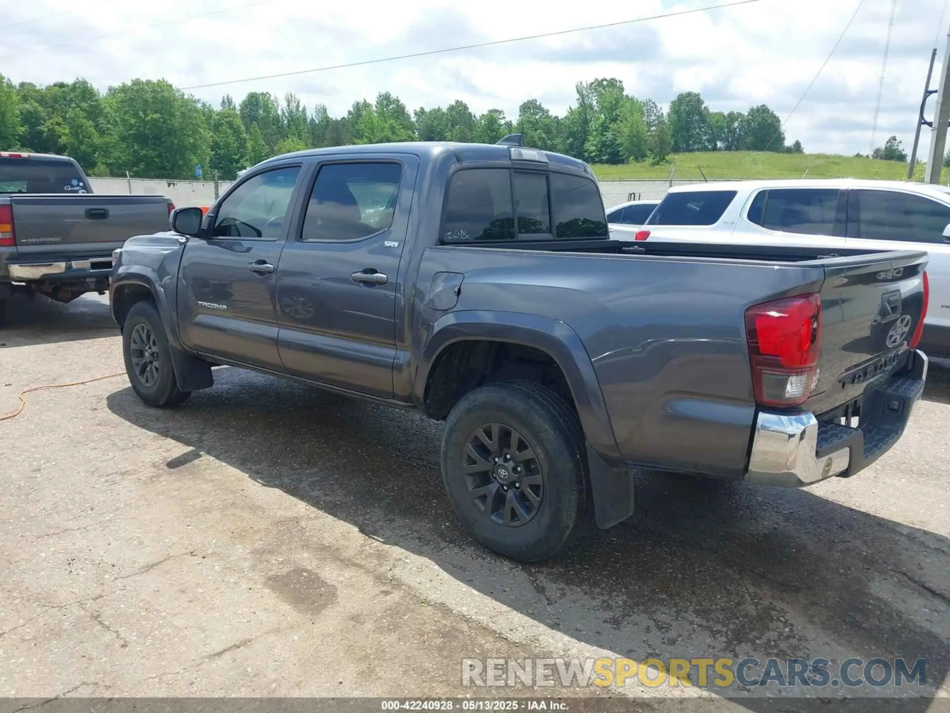 3 Photograph of a damaged car 3TYAX5GN4NT041089 TOYOTA TACOMA 2022