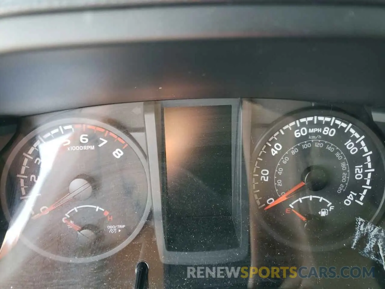 9 Фотография поврежденного автомобиля 3TYAX5GN7NT036128 TOYOTA TACOMA 2022