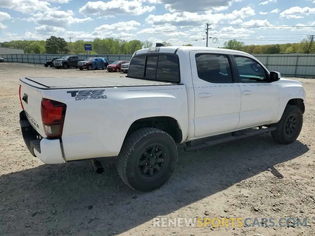 3 Photograph of a damaged car 3TYAX5GN8NT066769 TOYOTA TACOMA 2022