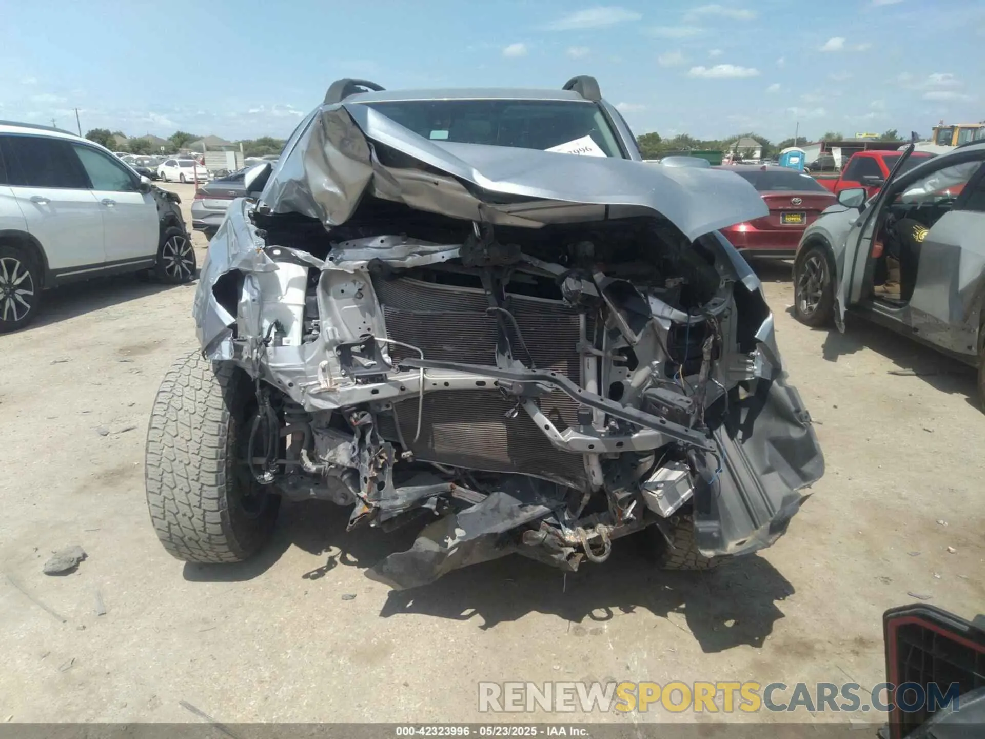 12 Photograph of a damaged car 3TYAX5GNXNT038651 TOYOTA TACOMA 2022