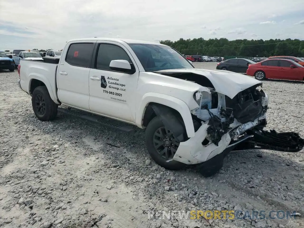 4 Photograph of a damaged car 3TYAX5GNXNT046748 TOYOTA TACOMA 2022