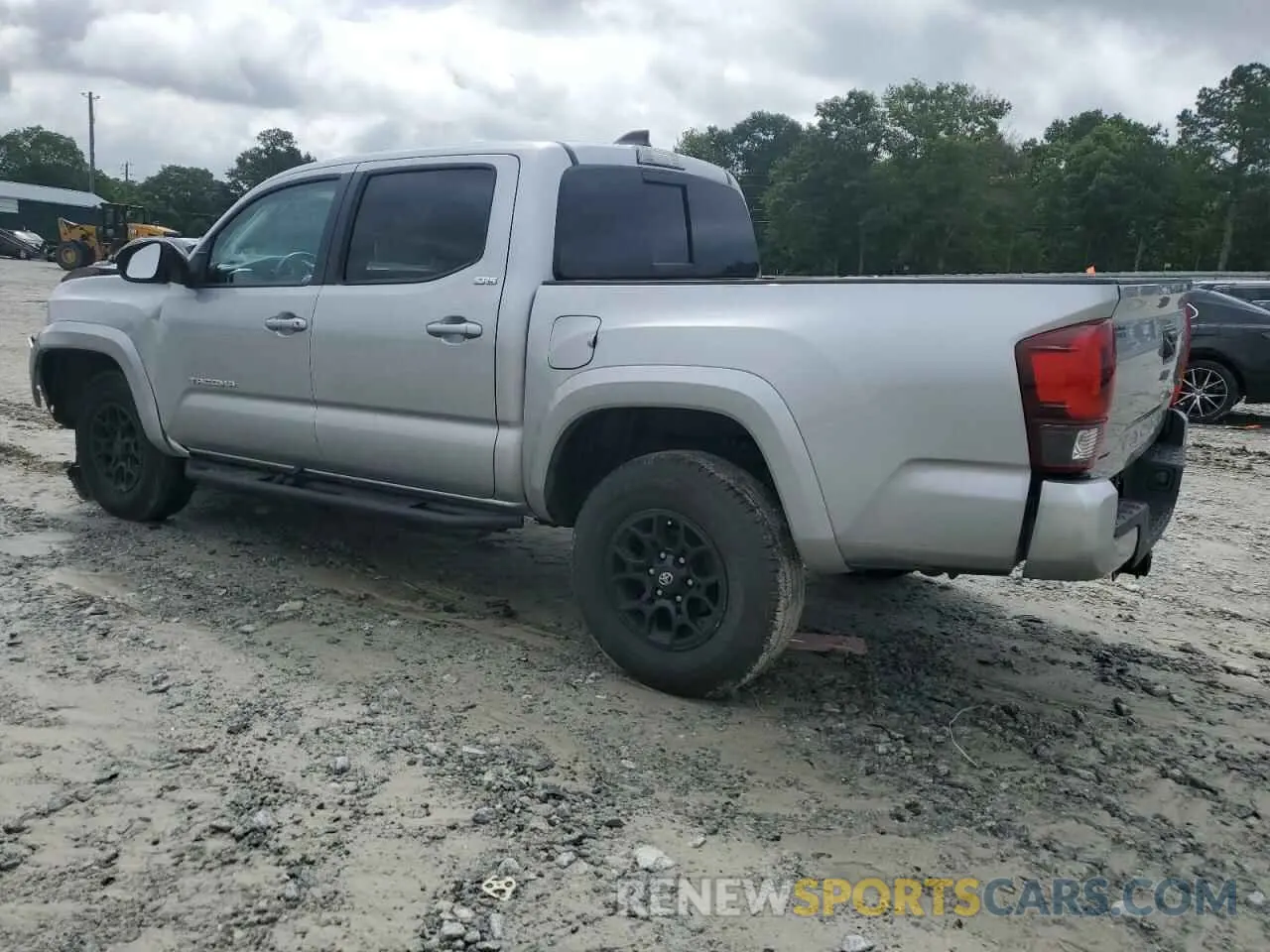2 Photograph of a damaged car 3TYAZ5CN3NT023439 TOYOTA TACOMA 2022