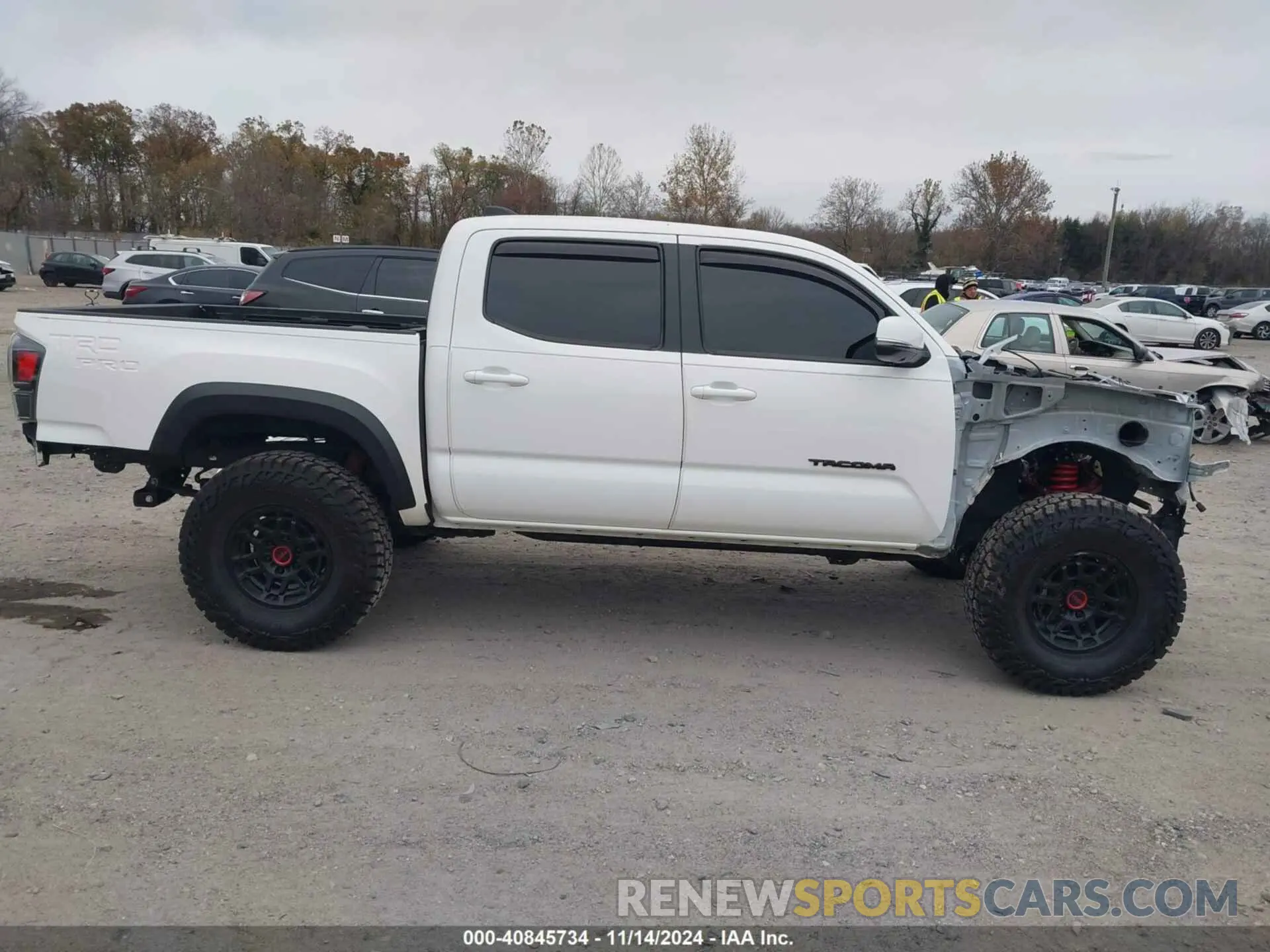 13 Фотография поврежденного автомобиля 3TYCZ5AN2NT064978 TOYOTA TACOMA 2022
