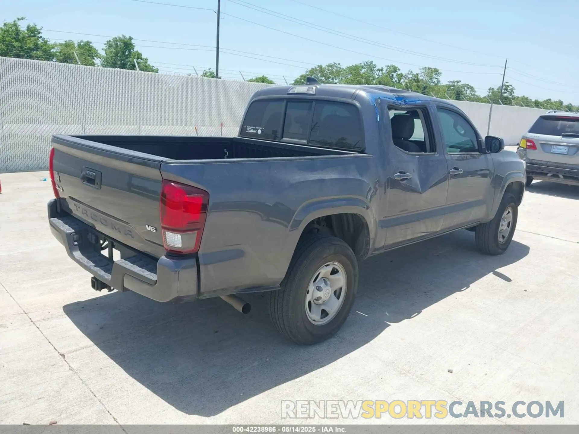 4 Фотография поврежденного автомобиля 3TYCZ5AN2NT086219 TOYOTA TACOMA 2022