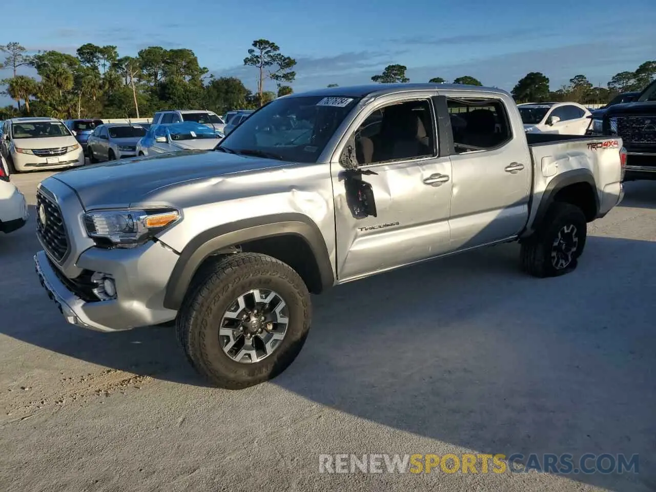 1 Photograph of a damaged car 3TYCZ5AN3NT090070 TOYOTA TACOMA 2022