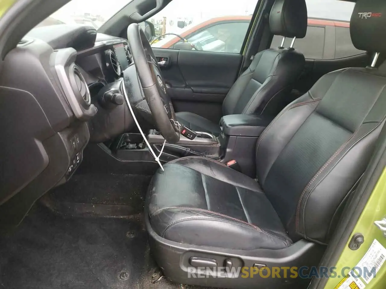 7 Photograph of a damaged car 3TYCZ5AN4NT067073 TOYOTA TACOMA 2022