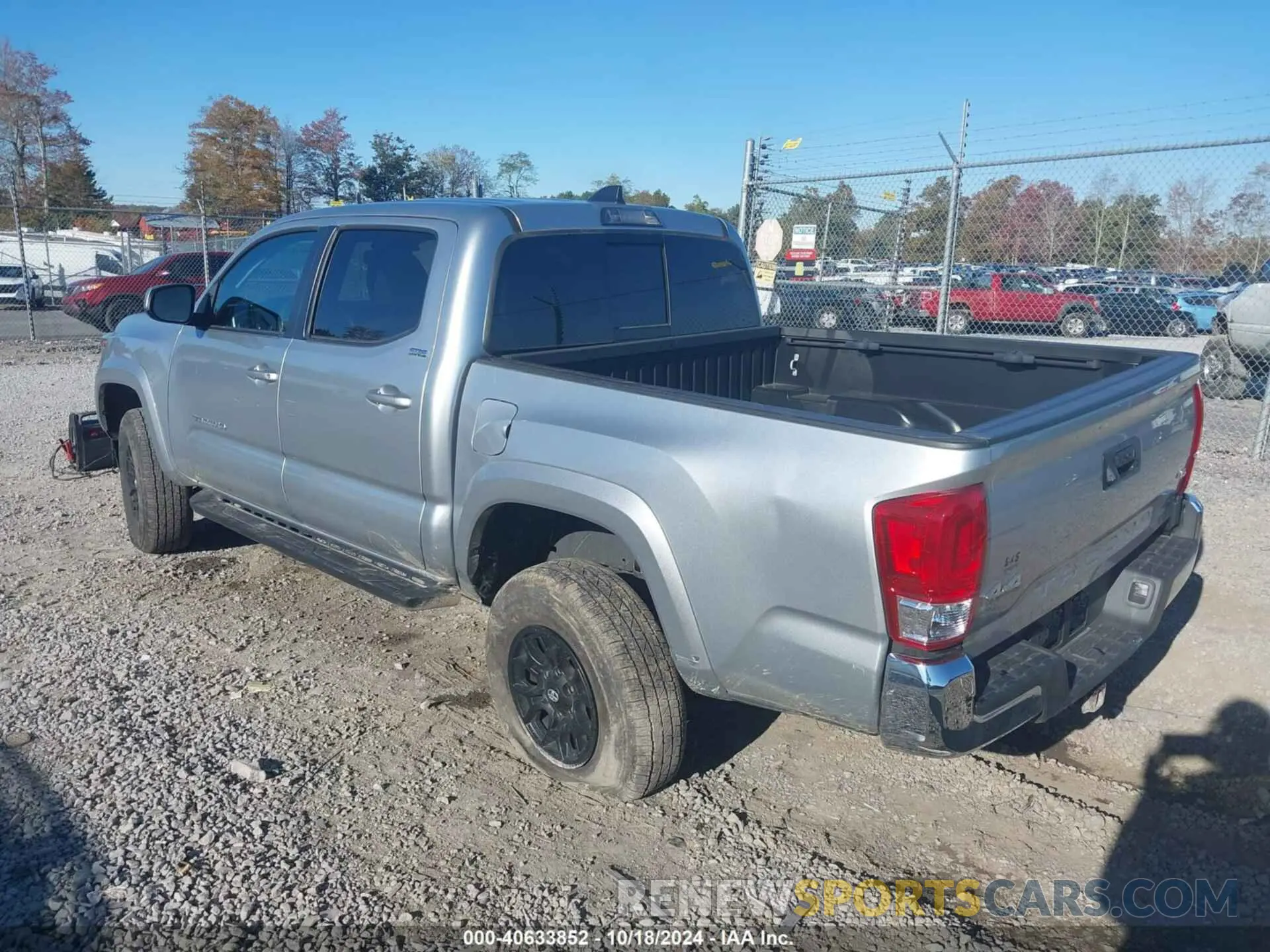 3 Фотография поврежденного автомобиля 3TYCZ5AN6NT077720 TOYOTA TACOMA 2022