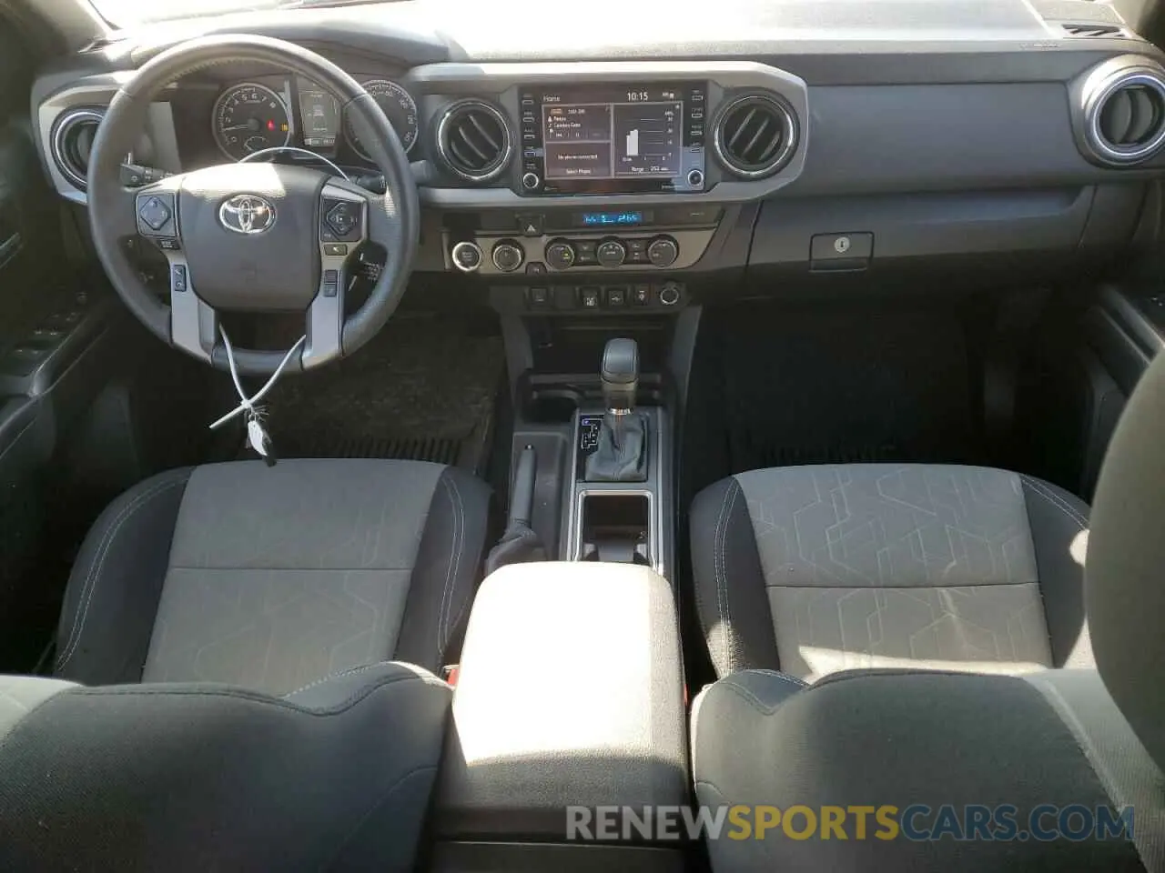 8 Photograph of a damaged car 3TYCZ5AN6NT081864 TOYOTA TACOMA 2022