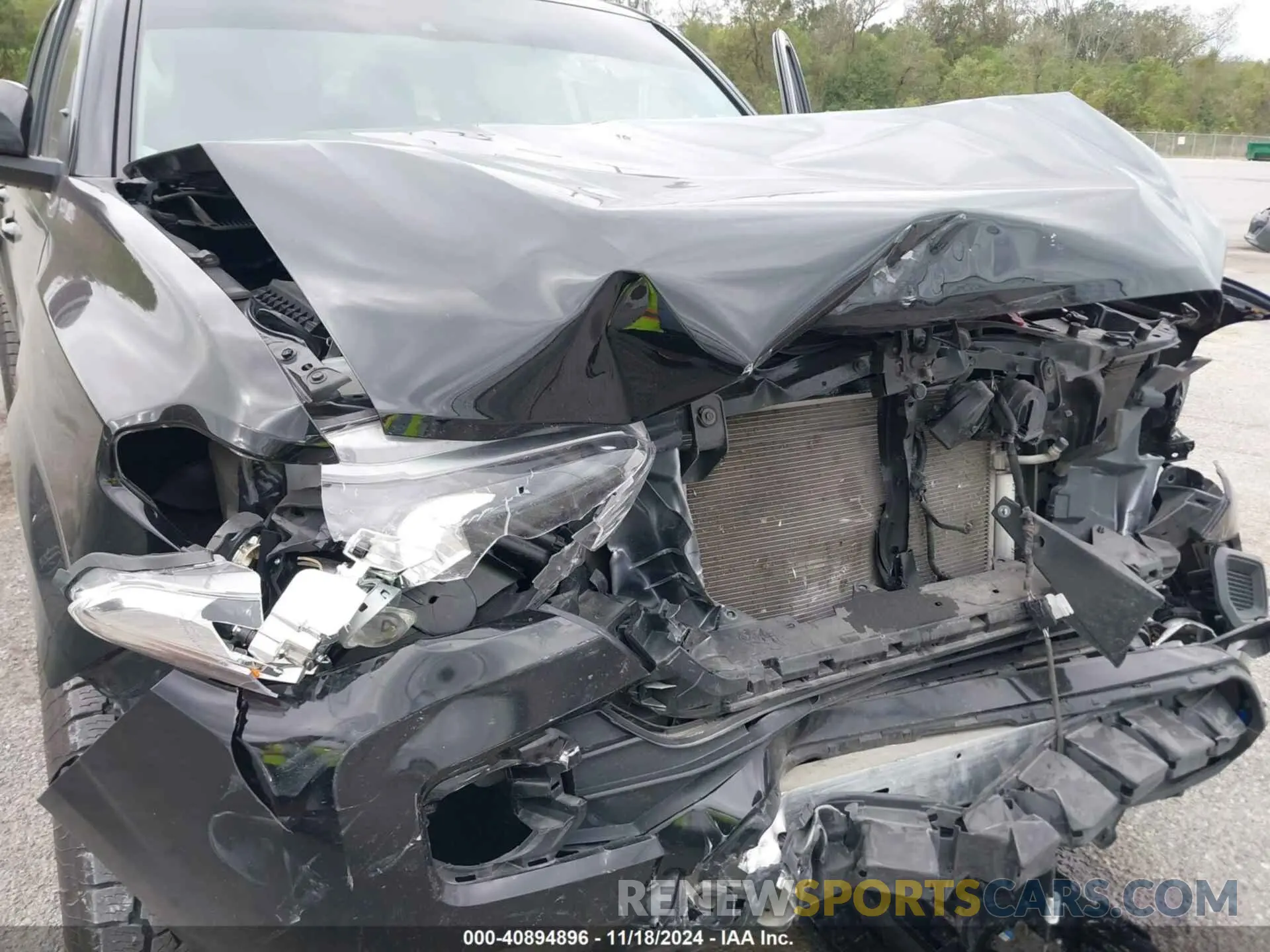 6 Photograph of a damaged car 3TYCZ5AN8NT095118 TOYOTA TACOMA 2022