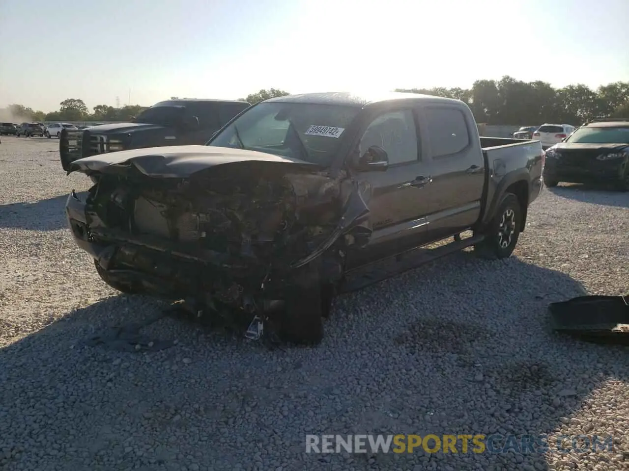 2 Photograph of a damaged car 3TYCZ5ANXNT096609 TOYOTA TACOMA 2022