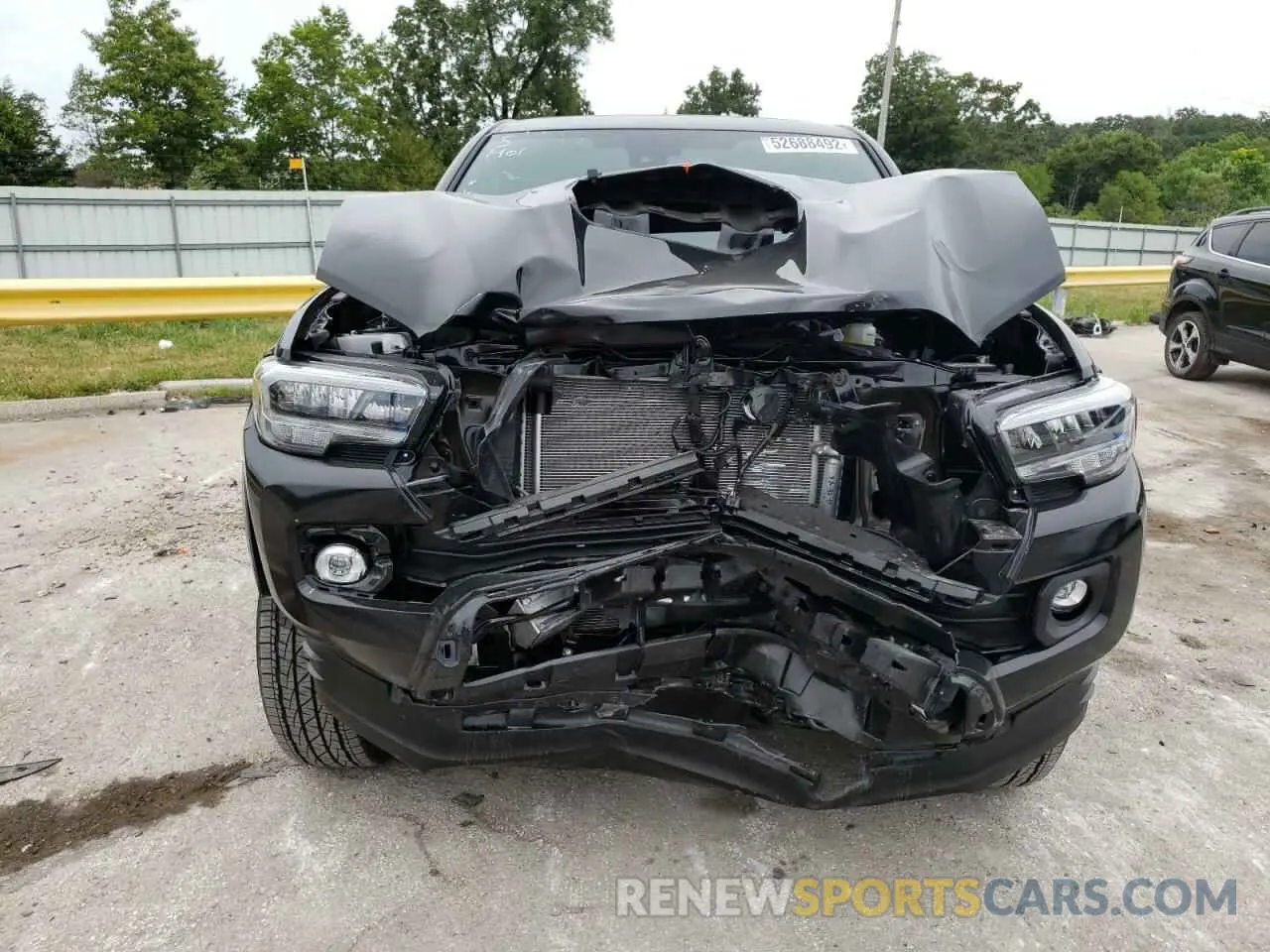 9 Photograph of a damaged car 3TYDZ5BN8NT013441 TOYOTA TACOMA 2022