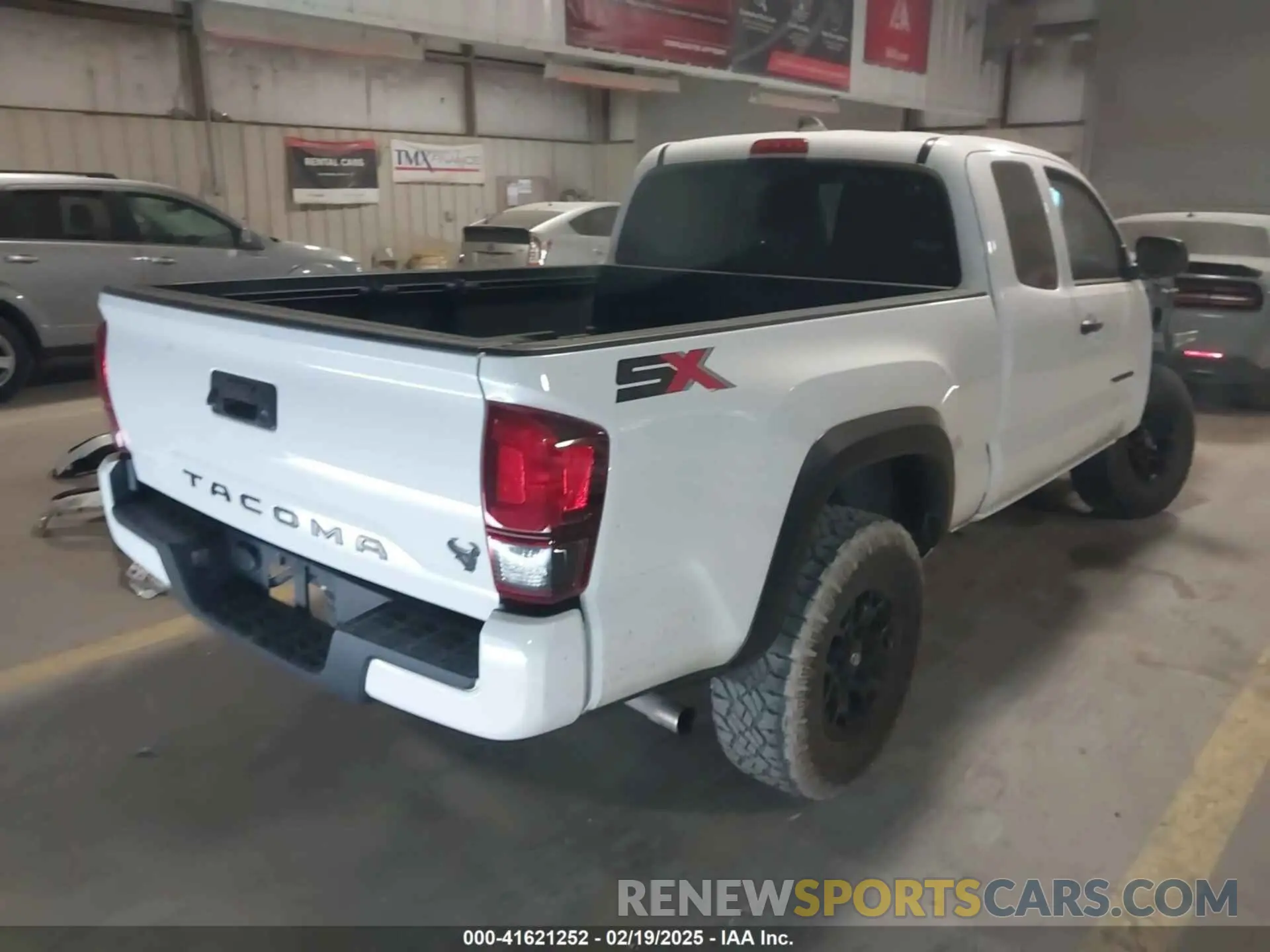 4 Photograph of a damaged car 3TYRX5GN0NT065070 TOYOTA TACOMA 2022