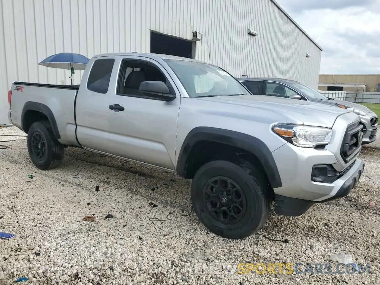 4 Photograph of a damaged car 3TYRX5GN1NT047094 TOYOTA TACOMA 2022
