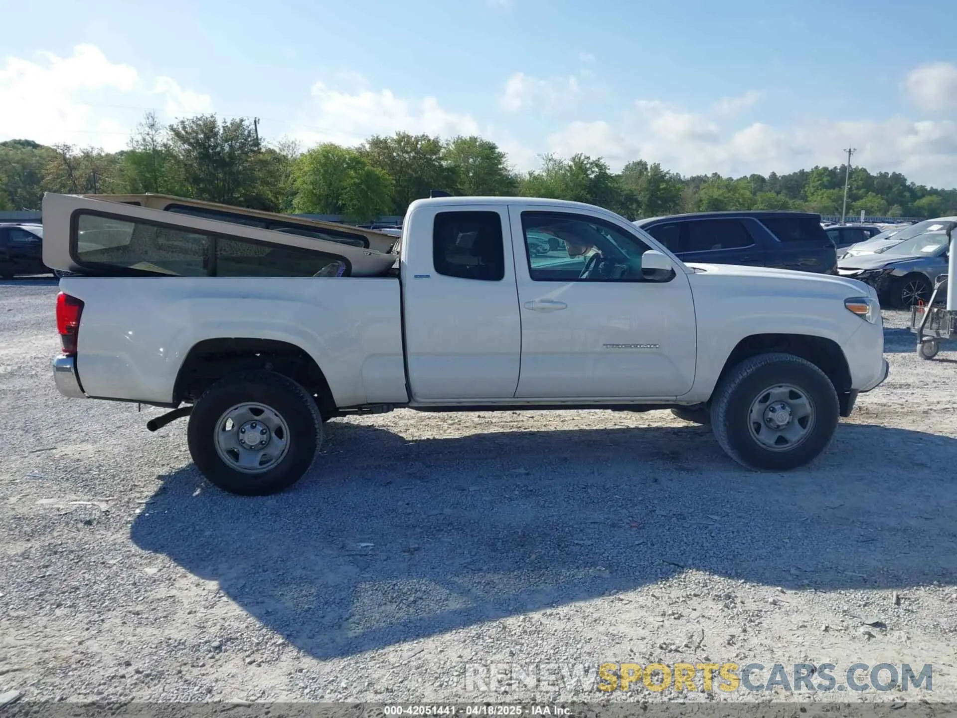 13 Photograph of a damaged car 3TYRX5GN2NT051624 TOYOTA TACOMA 2022
