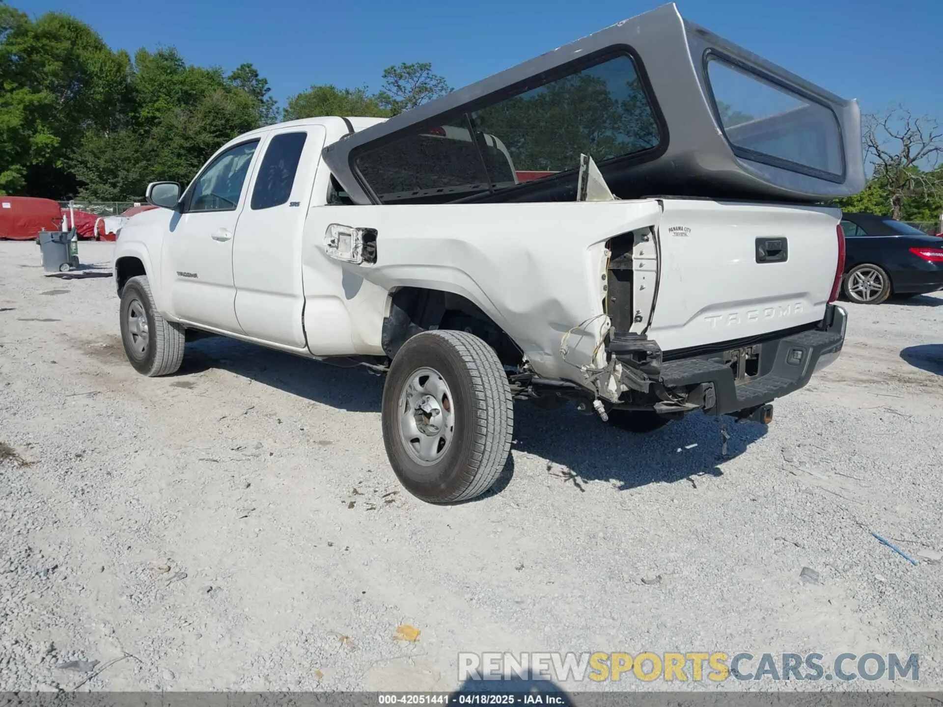 3 Photograph of a damaged car 3TYRX5GN2NT051624 TOYOTA TACOMA 2022