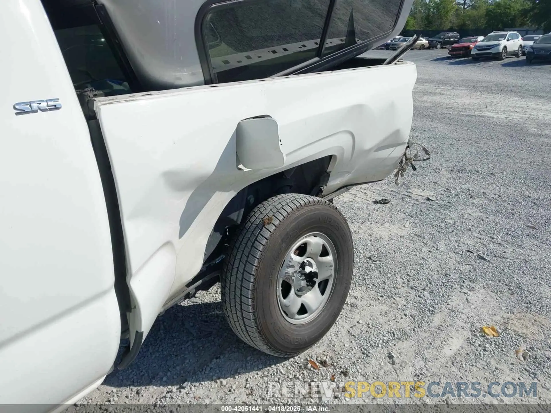 6 Photograph of a damaged car 3TYRX5GN2NT051624 TOYOTA TACOMA 2022