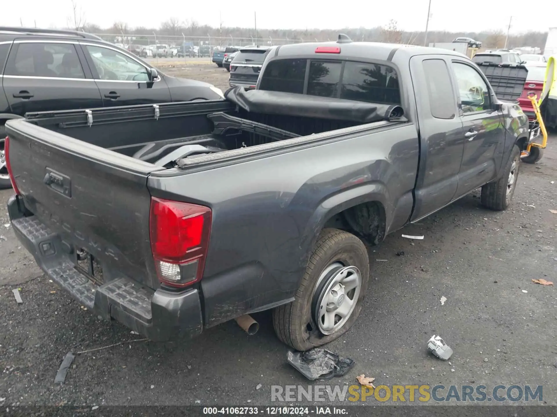 4 Фотография поврежденного автомобиля 3TYRX5GN3NT065354 TOYOTA TACOMA 2022