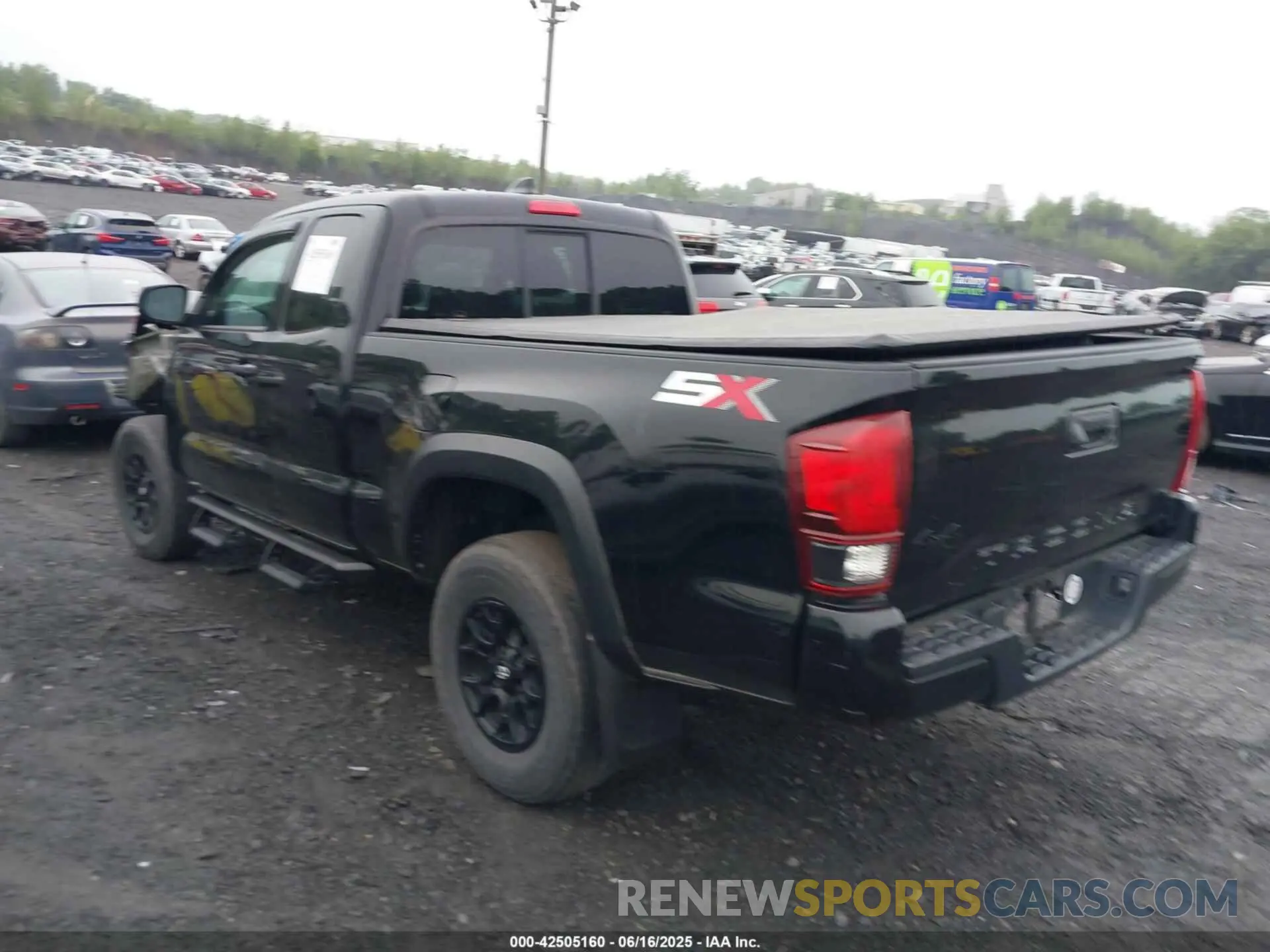 3 Photograph of a damaged car 3TYSX5EN3NT010973 TOYOTA TACOMA 2022