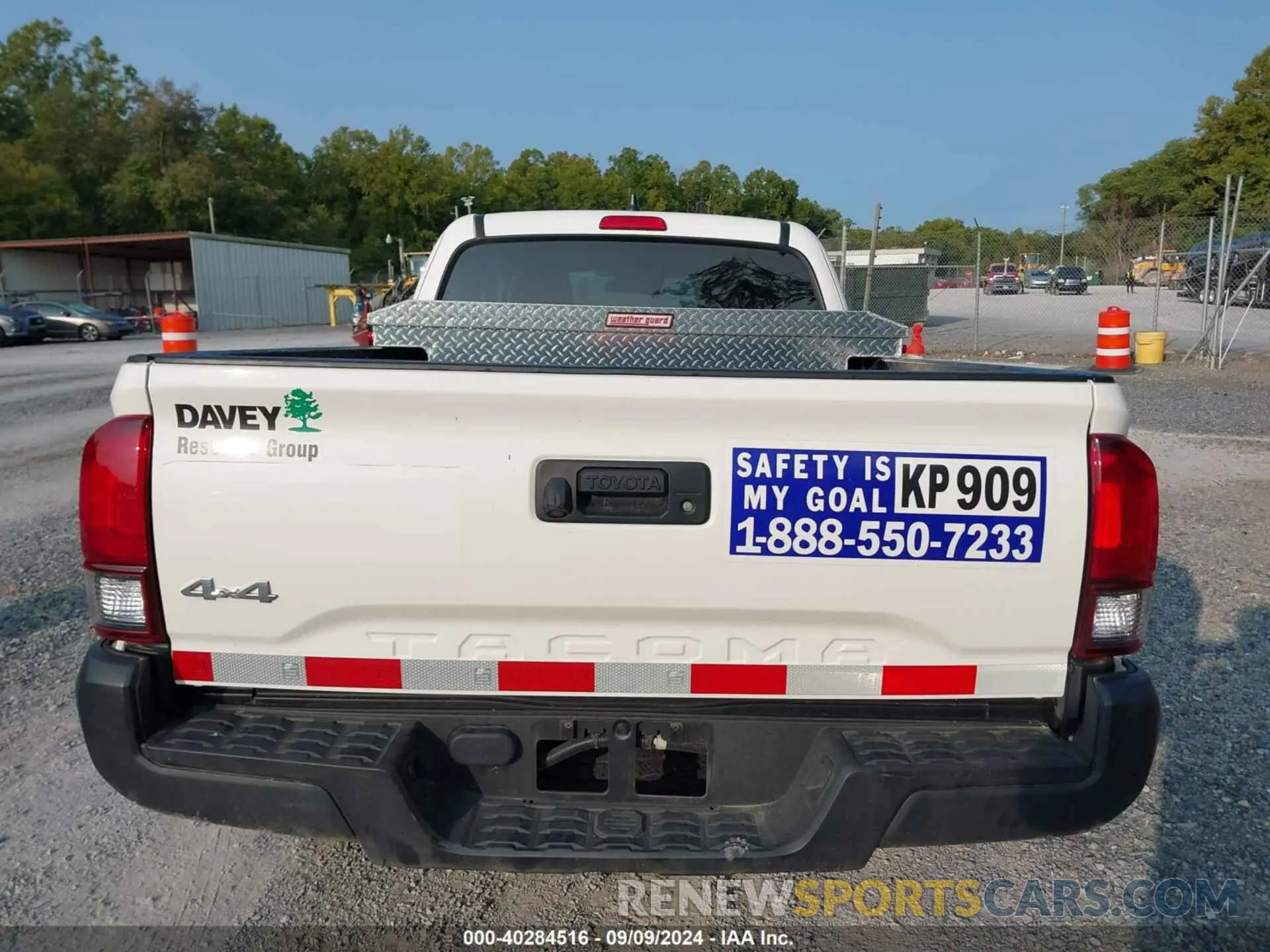 16 Photograph of a damaged car 3TYSX5EN5NT011154 TOYOTA TACOMA 2022