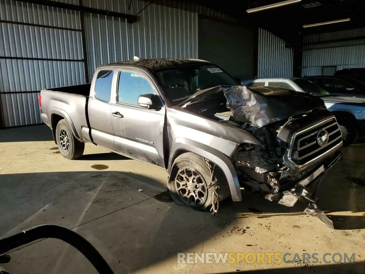 4 Photograph of a damaged car 3TYSZ5AN0NT079278 TOYOTA TACOMA 2022