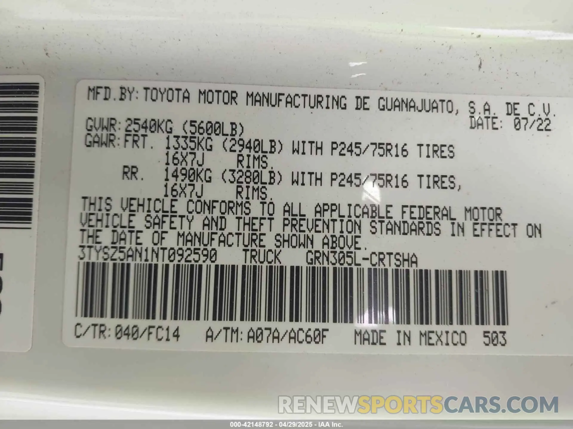 8 Photograph of a damaged car 3TYSZ5AN1NT092590 TOYOTA TACOMA 2022
